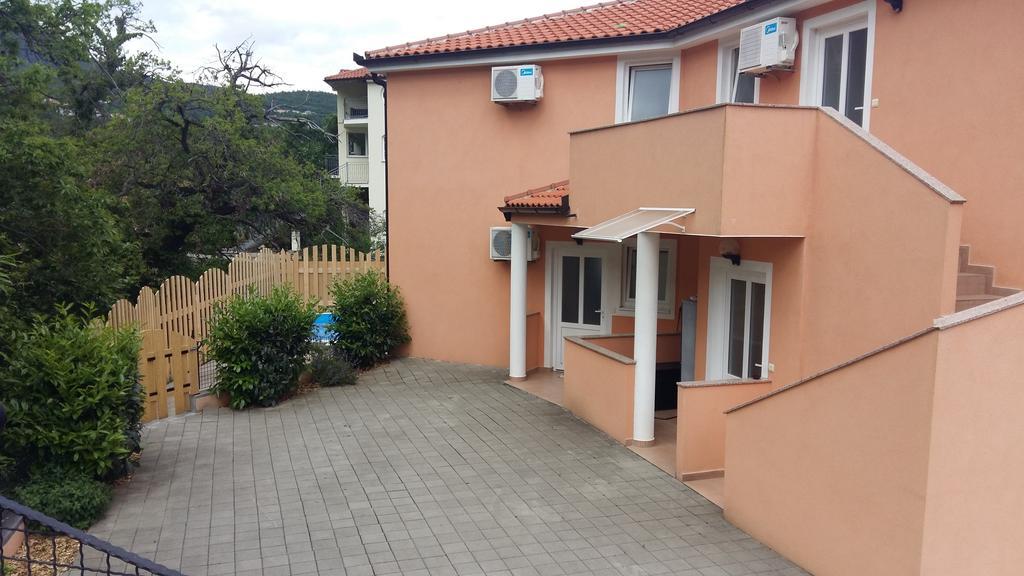 Apartman Dubravka 1 Lovran Exterior foto