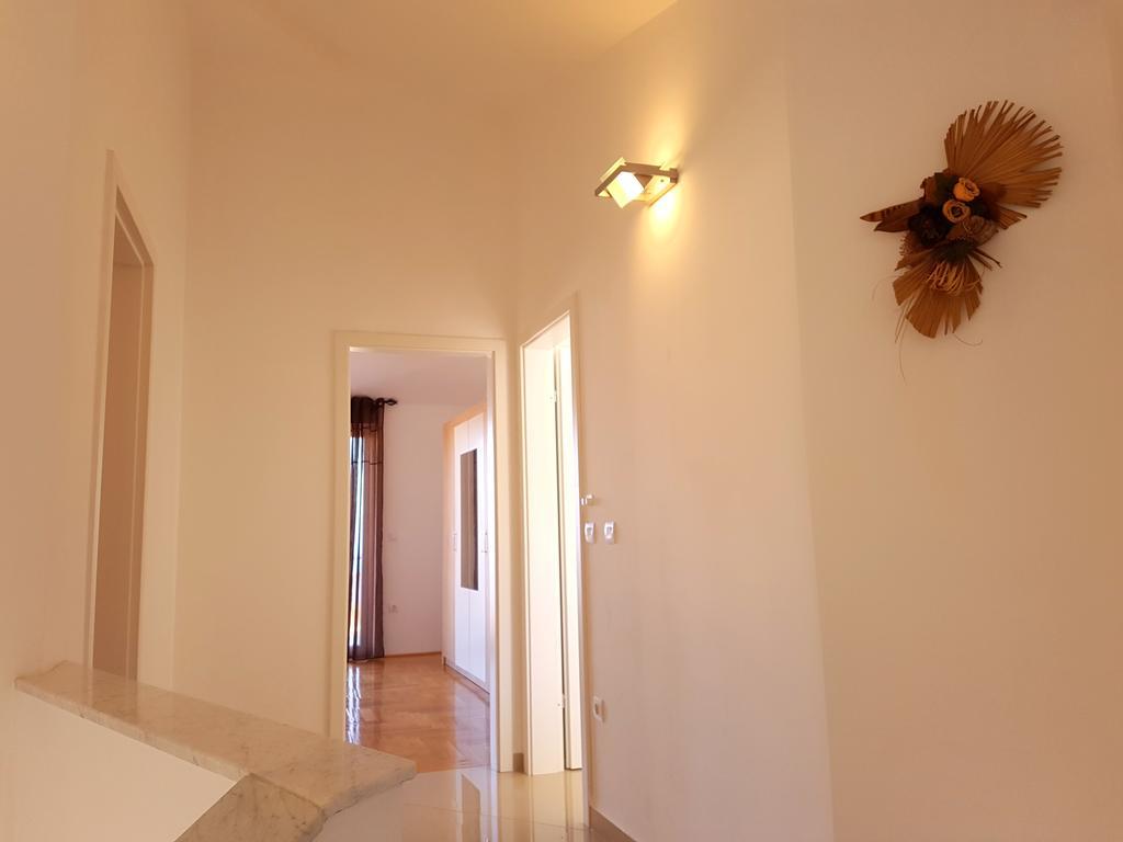 Apartman Dubravka 1 Lovran Exterior foto