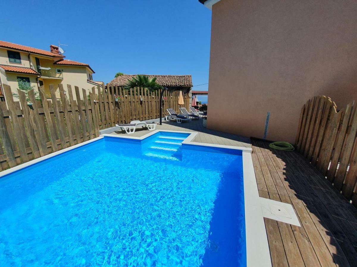 Apartman Dubravka 1 Lovran Exterior foto